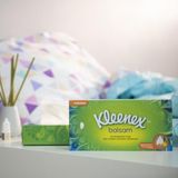 Салфетки бумажные в коробке Kleenex/Клинекс Balsam 72 шт.