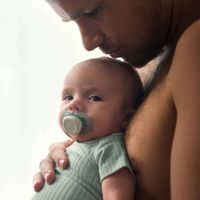 Соска-пустышка силиконовая с щитком-нагубником с футляром 0-2 мес. Ultra Start Philips Avent (SCF076/02) миниатюра фото №3
