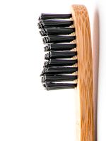 Щетка зубная взрослая из бамбука чернаямягкая brush Humble CO.