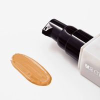 Основа под макияж жидкая Otome Moisturizing Cream Fluid Foundation Natural glow 134 Cocoa 30 г миниатюра фото №2