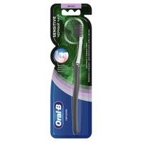 Зубная щетка Oral-B Sensitive Черный Чай Мягкая, 1 шт. миниатюра