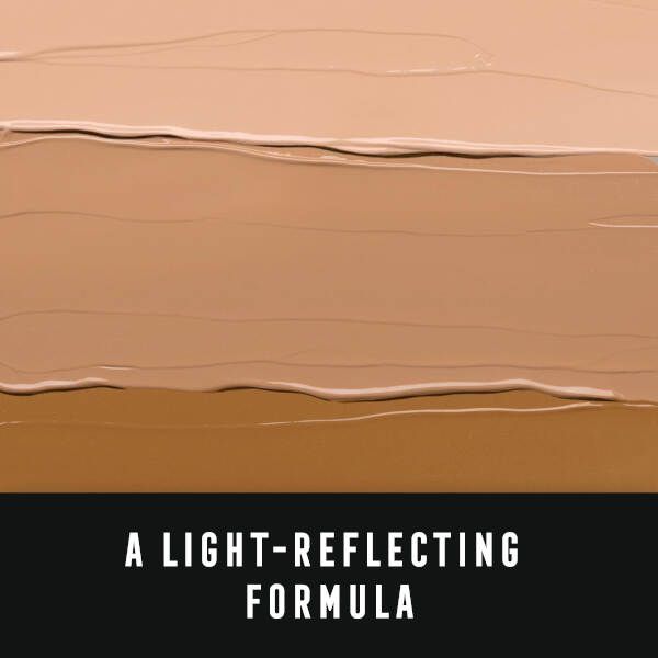 Основа тональная Max Factor Radiant Lift Long Lasting Radiance Light ivory тон 40 фото №3