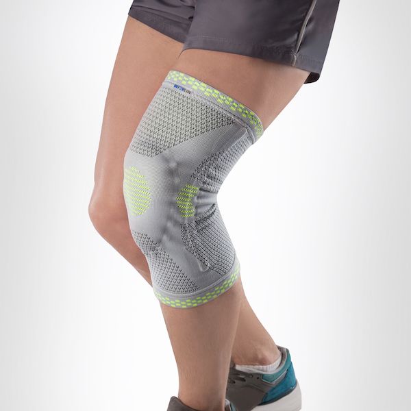 Бандаж компрессионный на коленный сустав с силиконовым кольцом SportSupport SB К01, серый, р.L (38-40см) фото №4