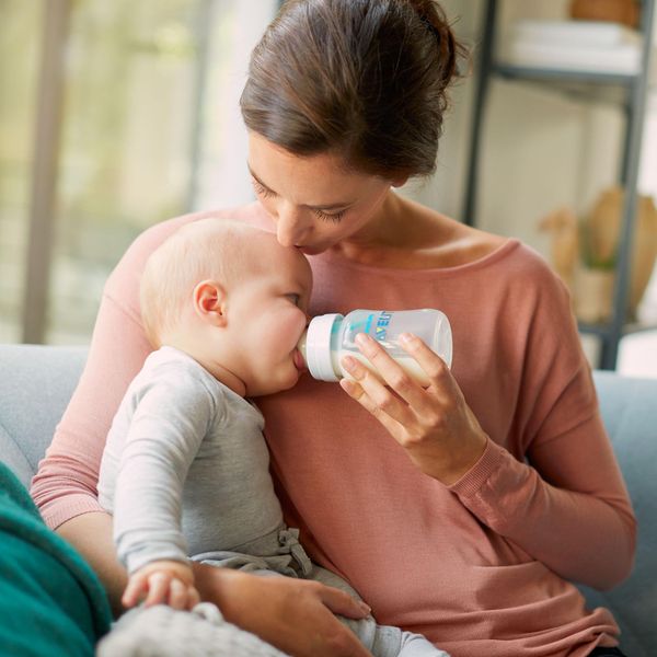 Бутылочка с силиконовой соской из полипропилена с 1 мес. Anti-colic Philips Avent 260мл (SCF813/14) фото №5