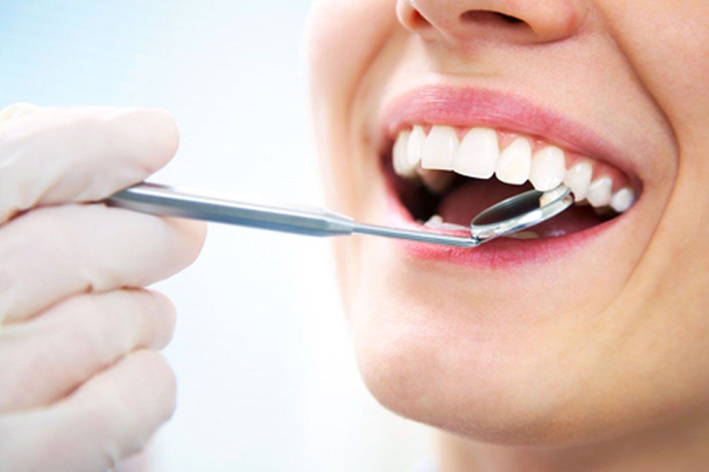 Оголение шейки зуба: причины и лечение | Семейная стоматология