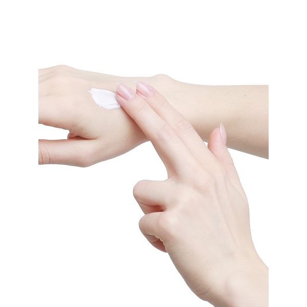 Крем-антиоксидант для сухой кожи рук восстанавливающий с комплексом витаминов 8.1.8 Beauty formula 75мл фото №9