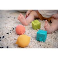 Игрушки в наборе: мячики, кубики Vulli миниатюра фото №3