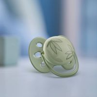 Соска-пустышка силиконовая ортодонтическая с футляром 0-6 мес. Ultra Soft Philips Avent (SCF092/02) миниатюра фото №2