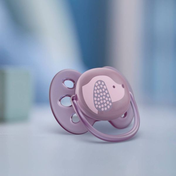 Соска-пустышка силиконовая ортодонтическая с футляром 6-18 мес. Ultra Soft Philips Avent (SCF092/05) фото №4