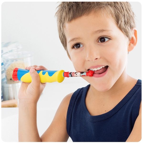 Насадка для детской электрической зубной щетки Stages Power Oral-B/Орал-би 2шт (85006930) орал би флосс экшн насадка д эл зубной щетки 2